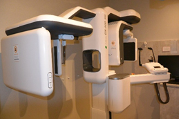 3in1(CBCT、パノラマ、セファロ)X線撮影装置